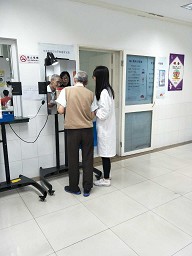 以党心聚众心,以众心赢民心--记太阳集团tyc86员工党支部毕业季志愿活动