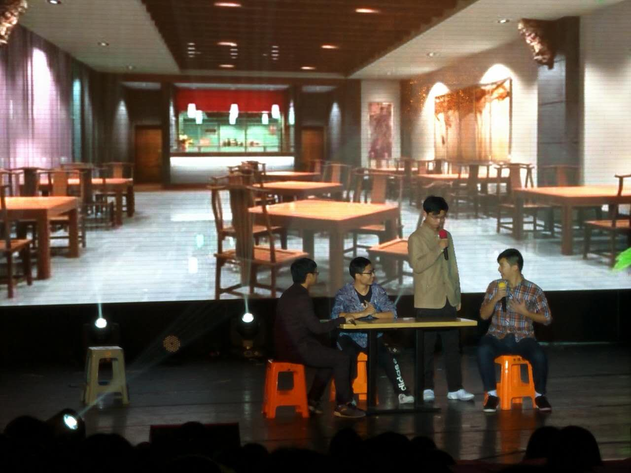 太阳集团tyc862016级新生积极参与校新生节文艺晚会